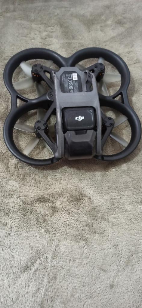 DJI Avata FPV Drone Combo met Goggles en Motion Controller, 250 tot 900 gram, Cameradrone, Zo goed als nieuw, DJI