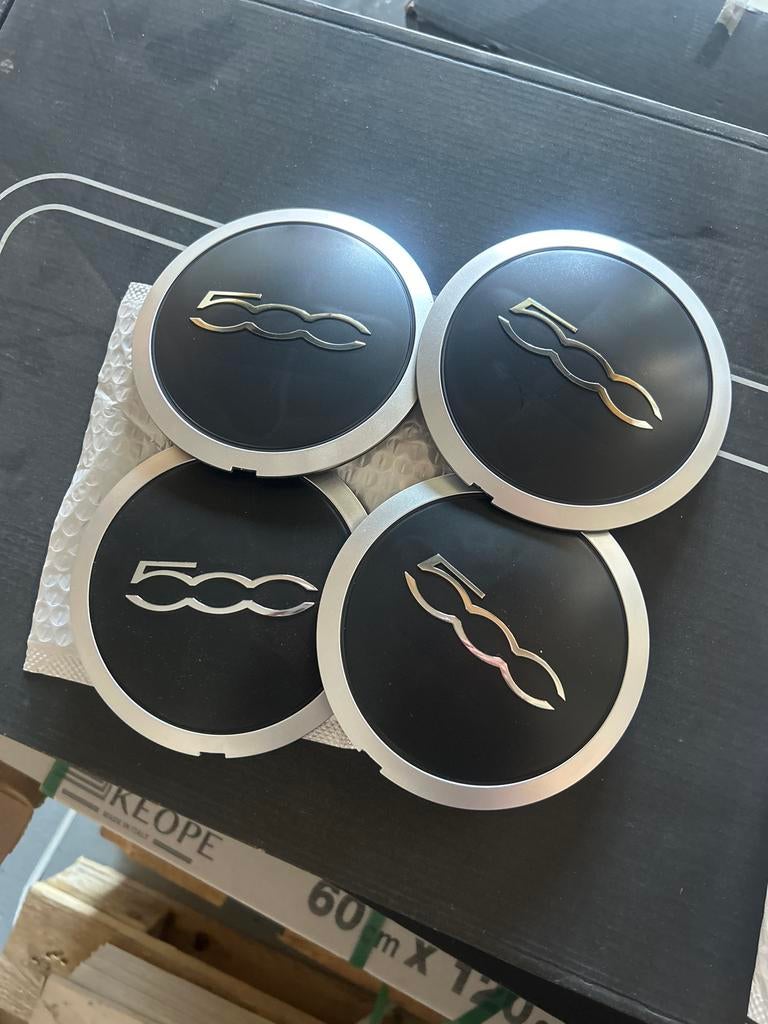 Fiat 500 Naafkappen - Set van 4, Auto diversen, Wieldoppen, Ophalen of Verzenden, Gebruikt