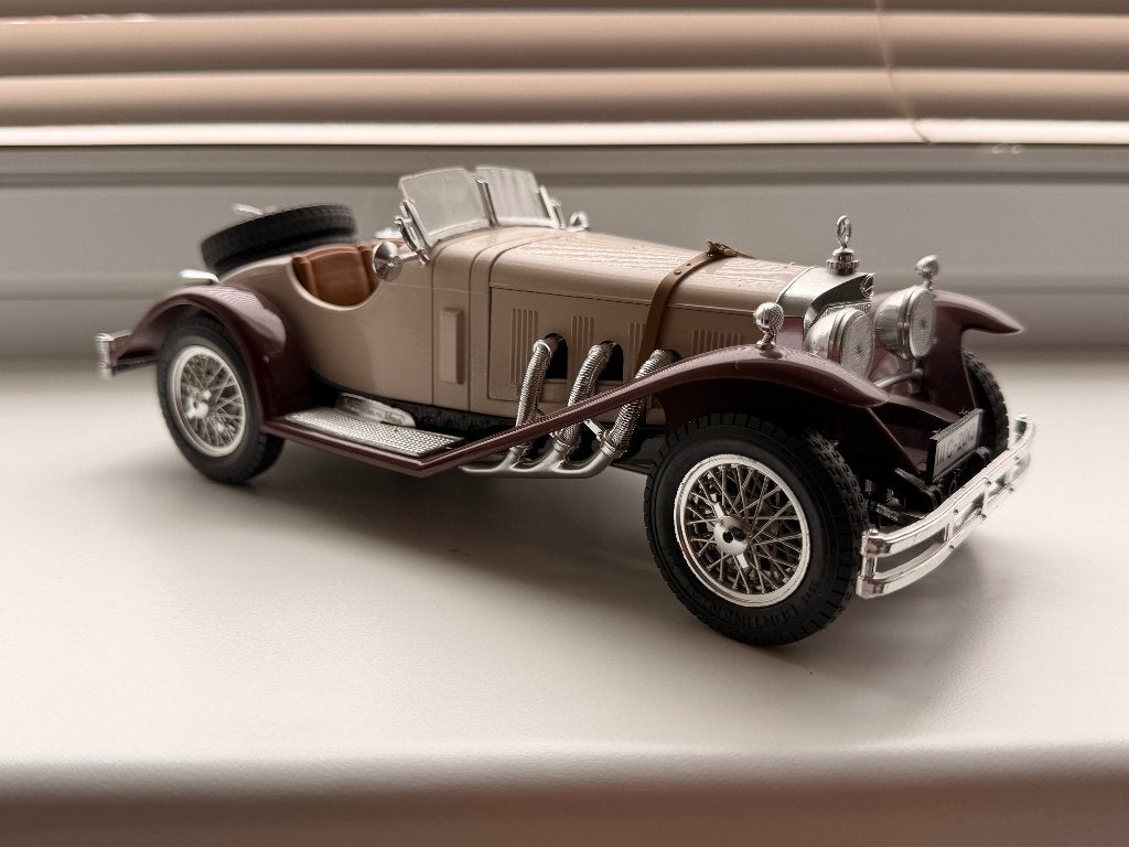 Bburago Mercedes Benz SSK Beige/Bruin 1928 schaal 01:18, Ophalen, Zo goed als nieuw, Bburago