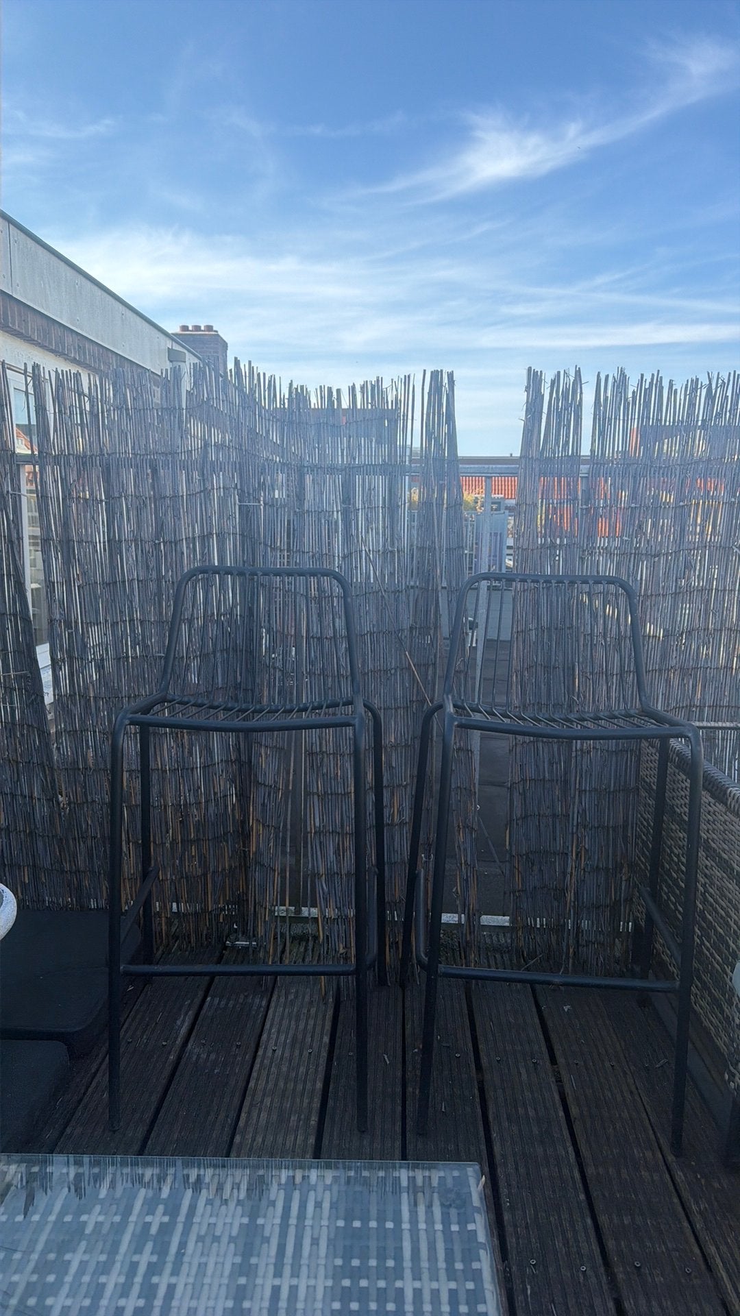 2 black metal bar chairs o, Huis en Inrichting, 2 krukken, Ophalen, Zo goed als nieuw, 60 tot 90 cm