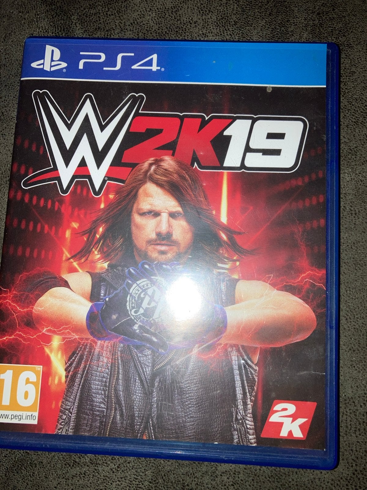 WWE 2K19 PS4 - Wrestling Game, Spelcomputers en Games, Ophalen, Gebruikt, Vechten, Eén computer