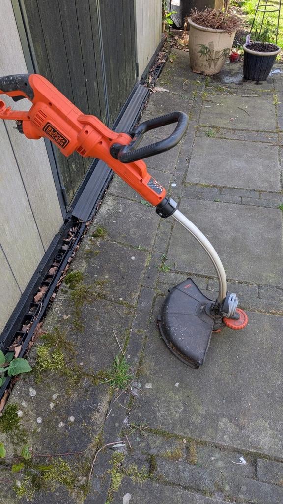 Black en Decker. Grastrimmer op 220, Tuin en Terras, Grastrimmers, Ophalen, Gebruikt, Elektrisch