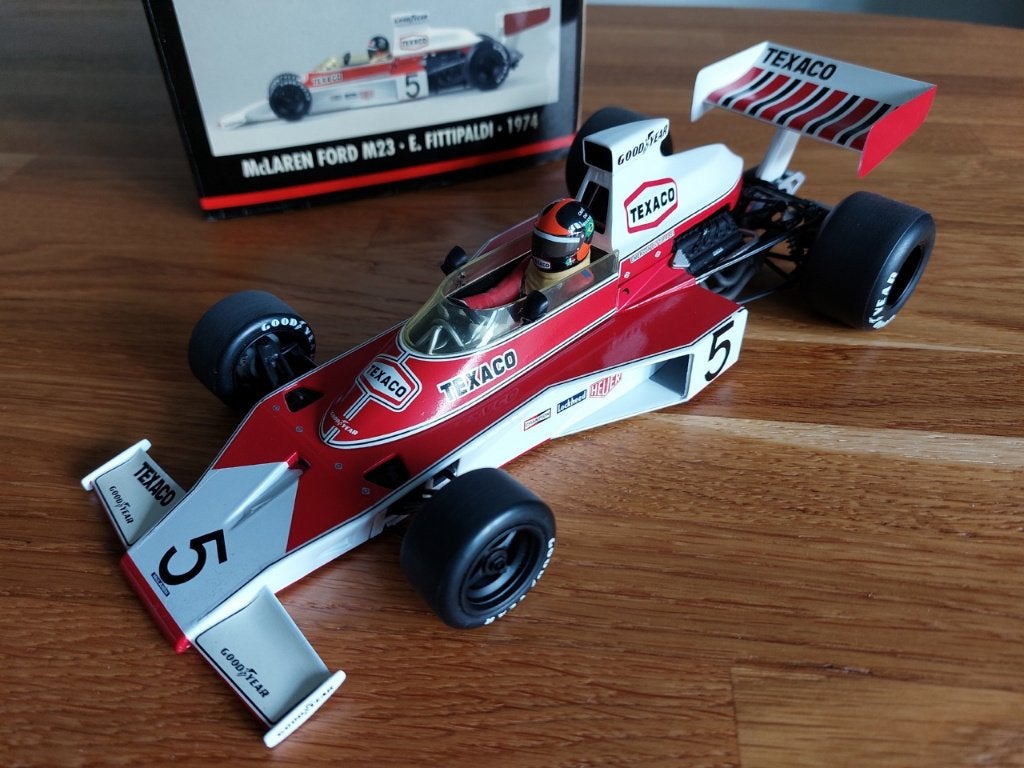1974 McLaren Ford M23 Emerson Fittipaldi PMA MiniChamps 1:18, Hobby en Vrije tijd, Modelauto's | 1:18, Ophalen of Verzenden, Zo goed als nieuw