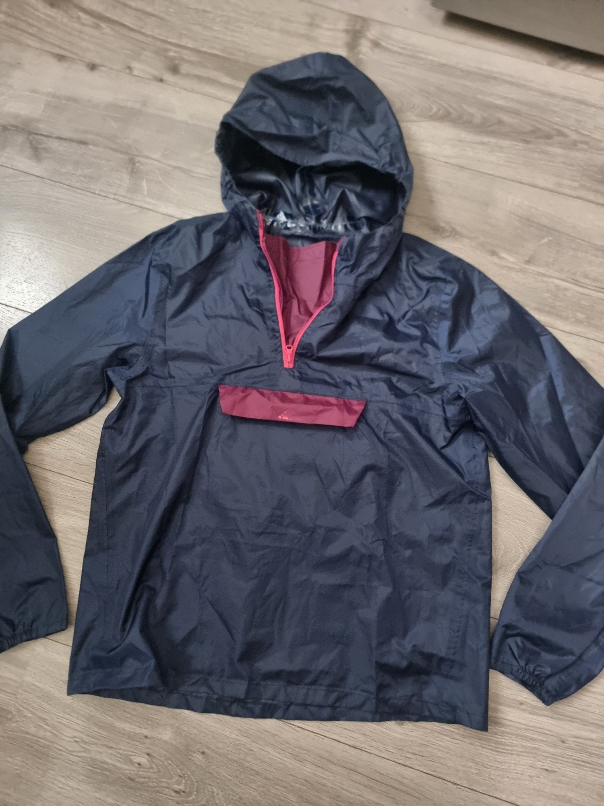 Marineblauw regenjas Decathlon, maat 140-152 (AZ2), Kinderen en Baby's, Kinderkleding | Maat 146, Ophalen of Verzenden, Zo goed als nieuw
