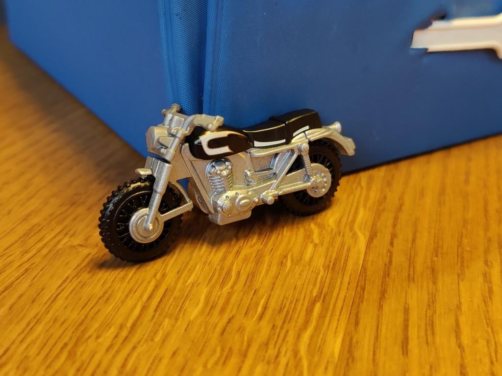 Matchbox Ducati Scrambler Motor Indiana Jones, Hobby en Vrije tijd, Modelauto's | Overige schalen, Ophalen of Verzenden, Zo goed als nieuw