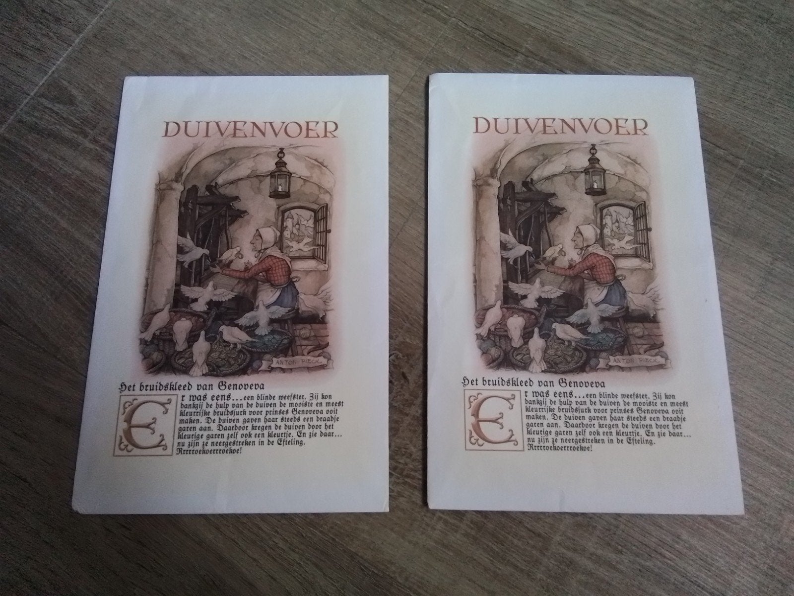 2 lege zakjes duivenvoer het bruidskleed van genodeda efteli, Ophalen of Verzenden, Gebruikt