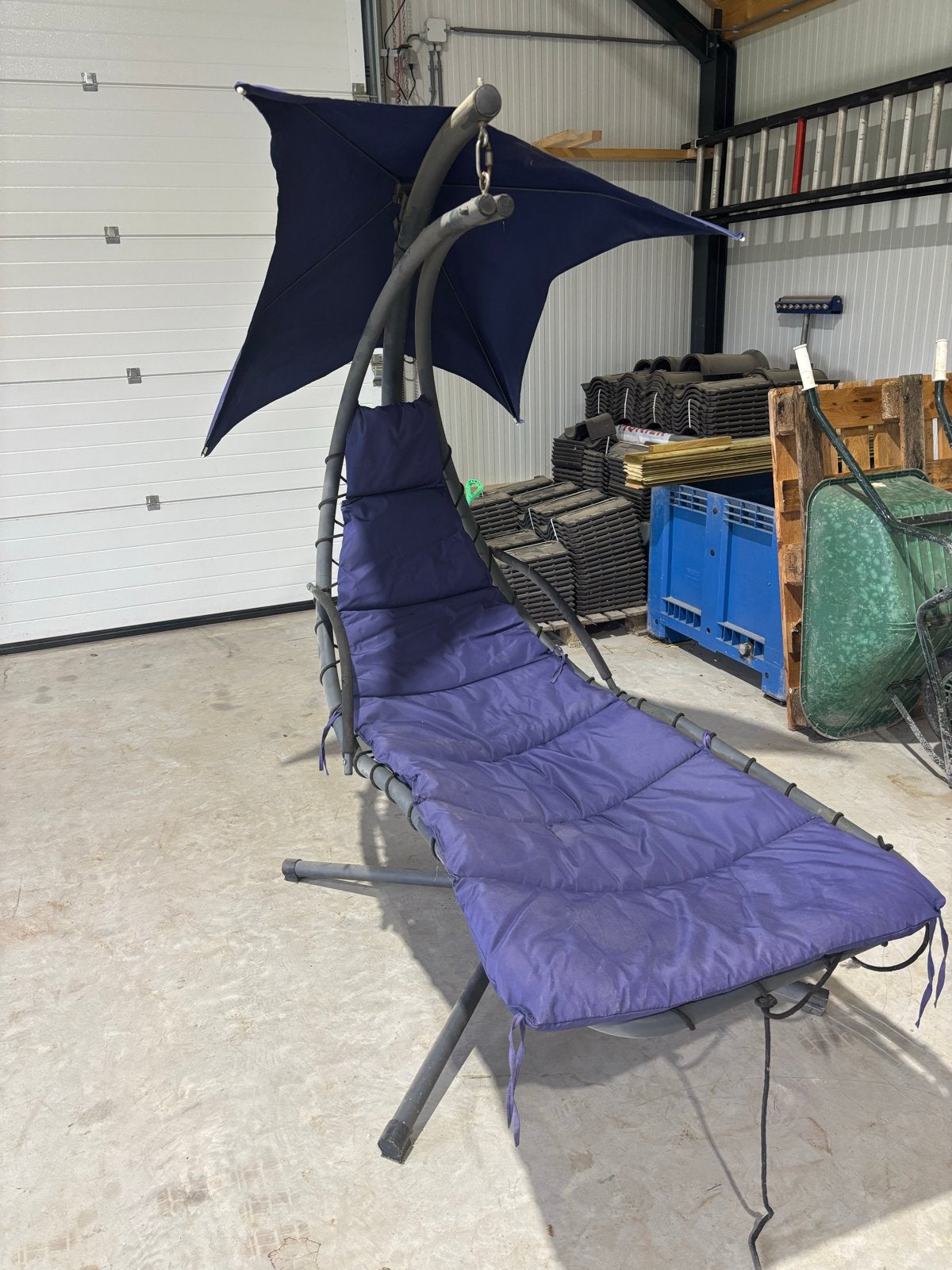 Hangstoel met parasol, Tuin en Terras, Ophalen, Gebruikt, Met standaard, Eenpersoons