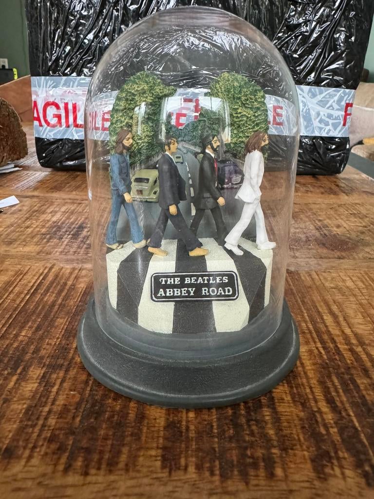 Franklin Mint Beatles Abbey road, Verzamelen, Ophalen of Verzenden, Zo goed als nieuw, Pop, Beeldje of Miniatuur