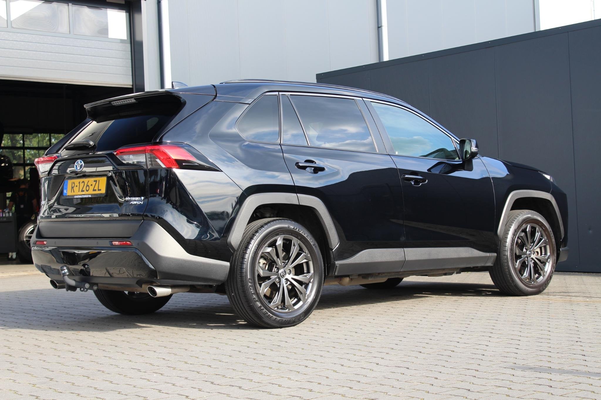 Foto 3 van Toyota RAV4 2.5 Hybrid AWD Dynamic