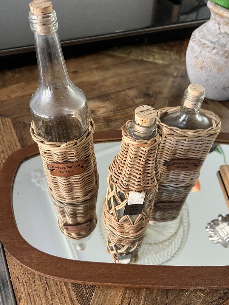 Riviera Maison accesoires riet flesjes spiegel beeldje, Ophalen, Zo goed als nieuw, Overige materialen, Minder dan 25 cm