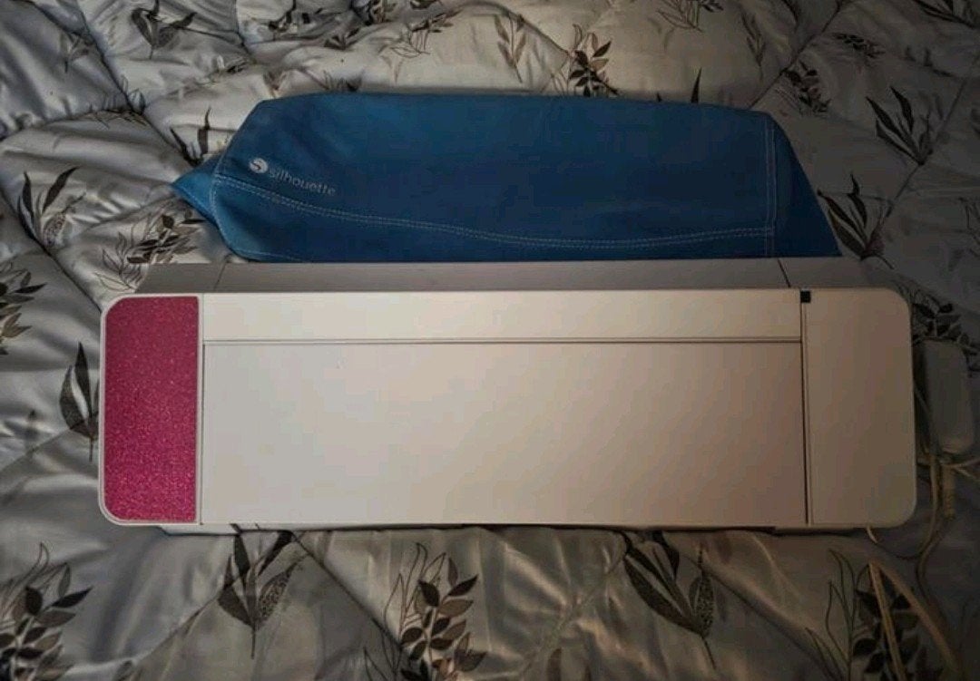 Silhouette Cameo 4 + Easypress + accessoires, Hobby en Vrije tijd, Knutselen, Ophalen of Verzenden, Zo goed als nieuw