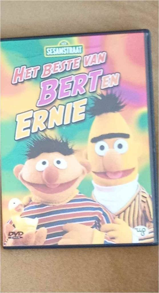 Sesamstraat CD 's  DVD 's VHS  singeltje + Knuffel, Alle leeftijden, Ophalen of Verzenden, Gebruikt, Educatief