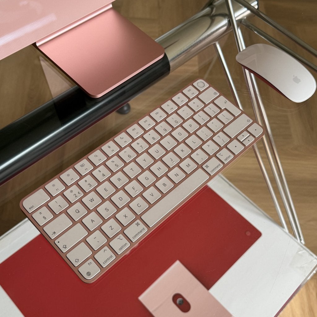 Apple iMac 2021 M1 rood/roze /Touch ID /8-core /garantie, Computers en Software, Apple, Zo goed als nieuw, Support@apple.com, Apple Park Way, Cupertino, California