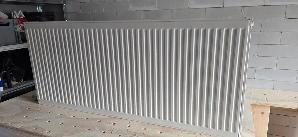 3 stuks radiatoren T22, Doe-het-zelf en Verbouw, Verwarming en Radiatoren, Ophalen, 30 tot 80 cm, Gebruikt, Radiator