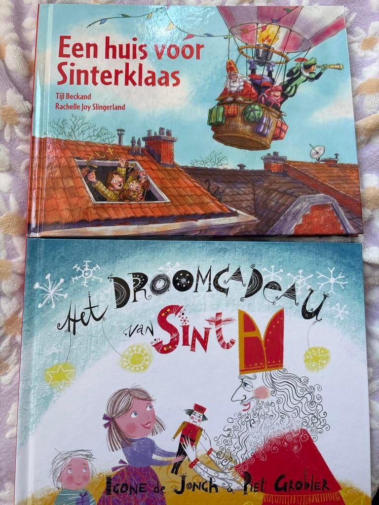 Sinterklaas boeken: Een huis voor Sinterklaas & Droomcadeau, Ophalen of Verzenden, Zo goed als nieuw, Sprookjes