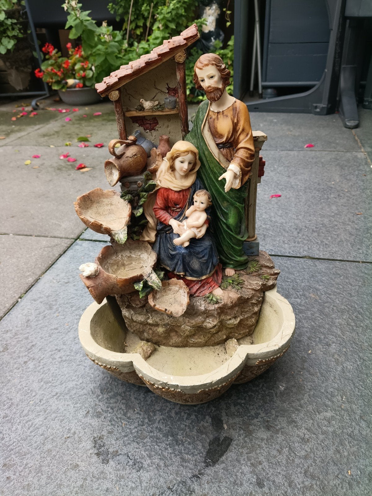 Kerststal met fontein - Jozef, Maria en Jezusbeeld, Ophalen of Verzenden