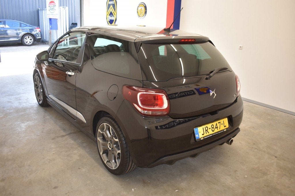 Ds DS 3 1.2 PureTech Automaat So Chic 27.000 Km. 110 Pk., Auto's, Gebruikt, 1199 cc, Met garantie (alle), Origineel Nederlands
