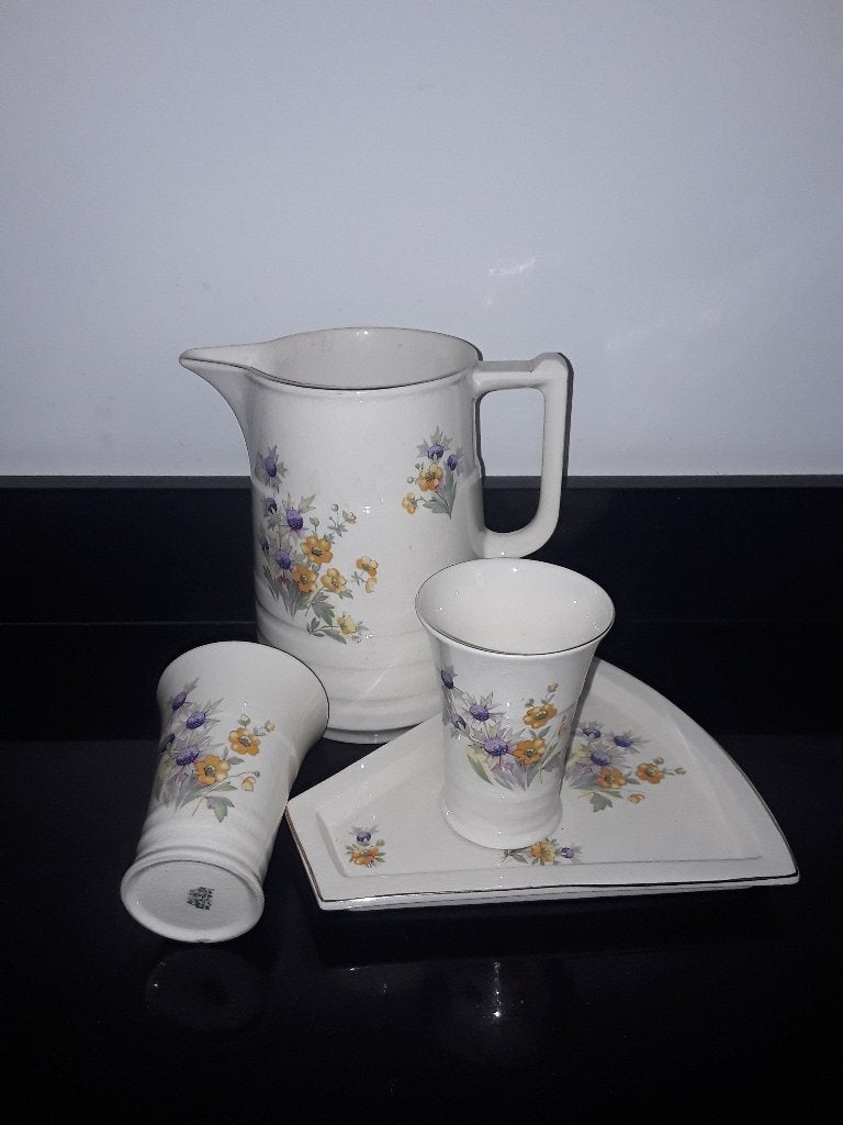 Antiek Mosa plateel Kan/bekers/schaal met voorjaarsbloemen, Verzenden