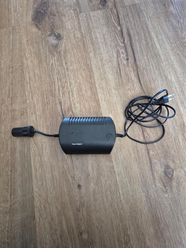 Gio'Style Power Adaptor 220V AC naar 12V DC, Ophalen, Gebruikt