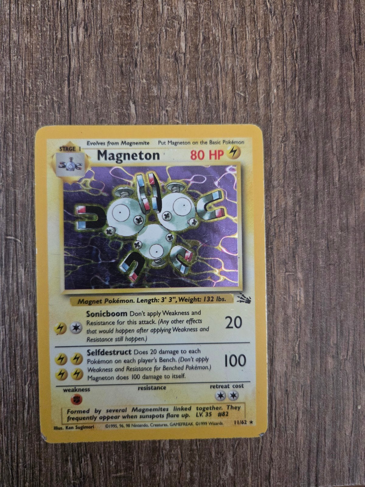 Pokémon Kaart Magneton 11/62 (1999) - Base Set, Hobby en Vrije tijd, Verzamelkaartspellen | Pokémon, Ophalen of Verzenden, Gebruikt
