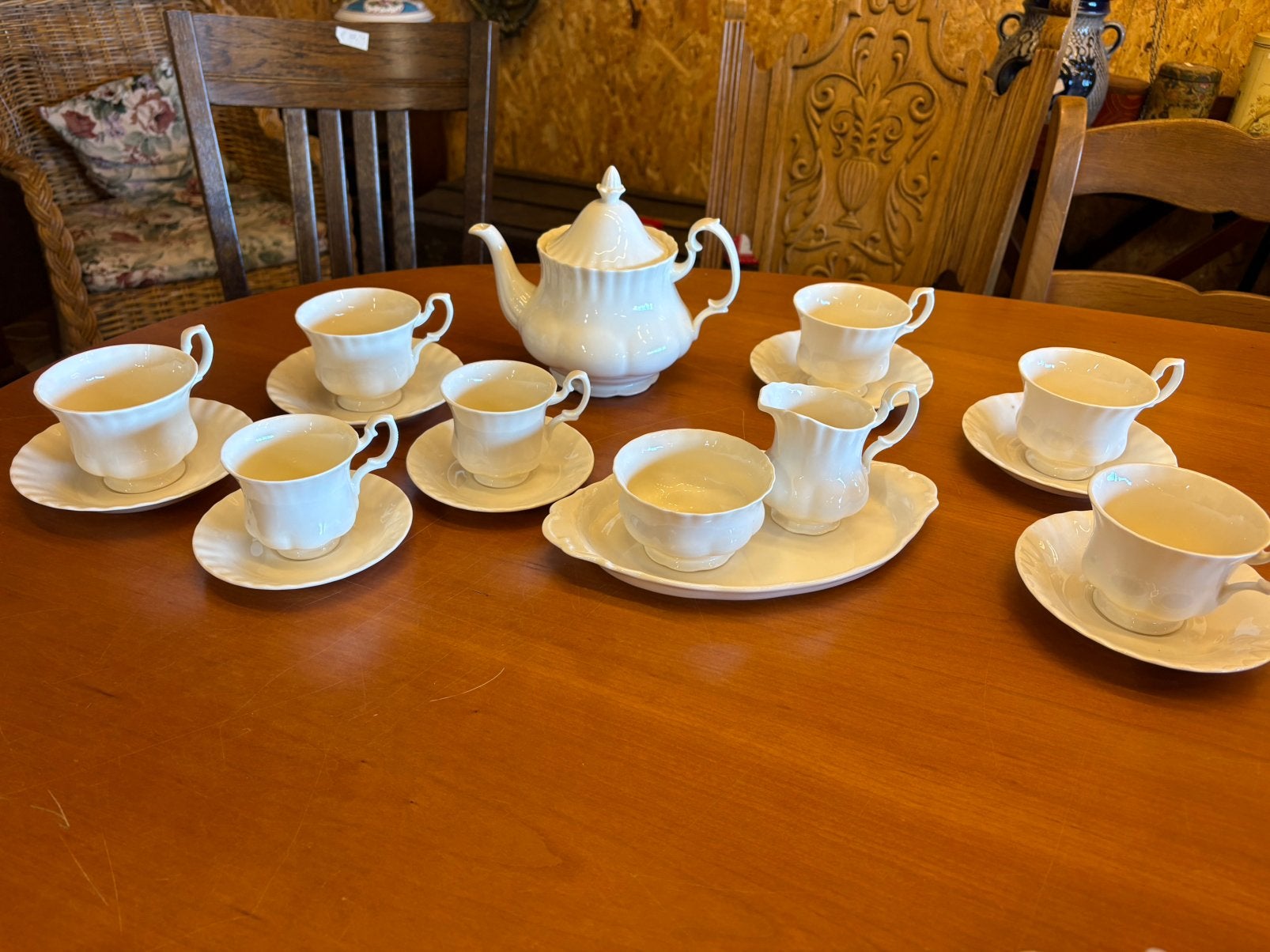 Royal Albert affinity servies, Huis en Inrichting, Overige typen, Ophalen of Verzenden, Zo goed als nieuw, Overige stijlen
