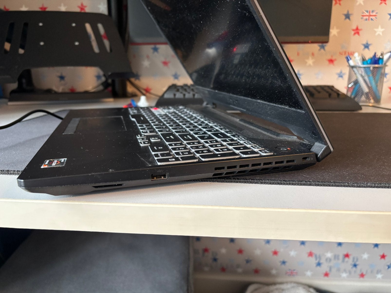 Foto 4 van ASUS TUF Gaming A15 – Ryzen 7 / RTX 3050 / 16GB / 512GB SSD