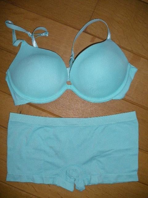 BH maat 80A hemdje en 2 boxers mint groen - nieuw -, Pescara, Ophalen of Verzenden, Groen, Setje