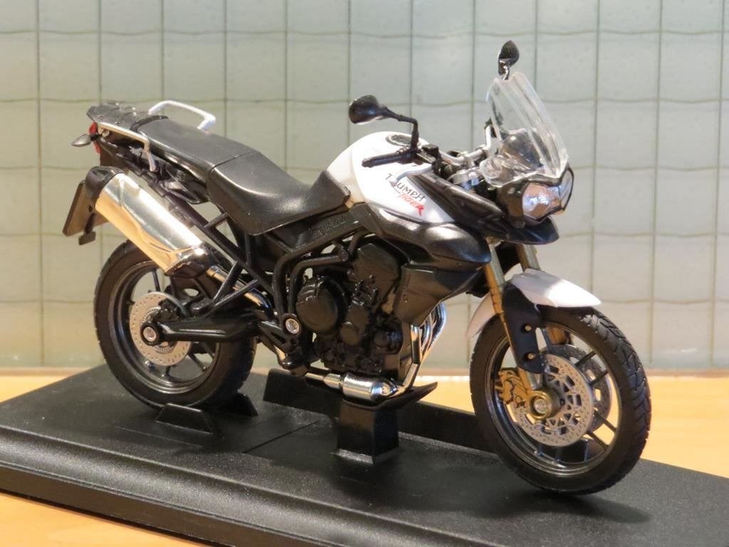 Triumph Tiger 800 1:18 12835 Welly, Hobby en Vrije tijd, MayCheong, Nieuw, Ophalen of Verzenden, Motor