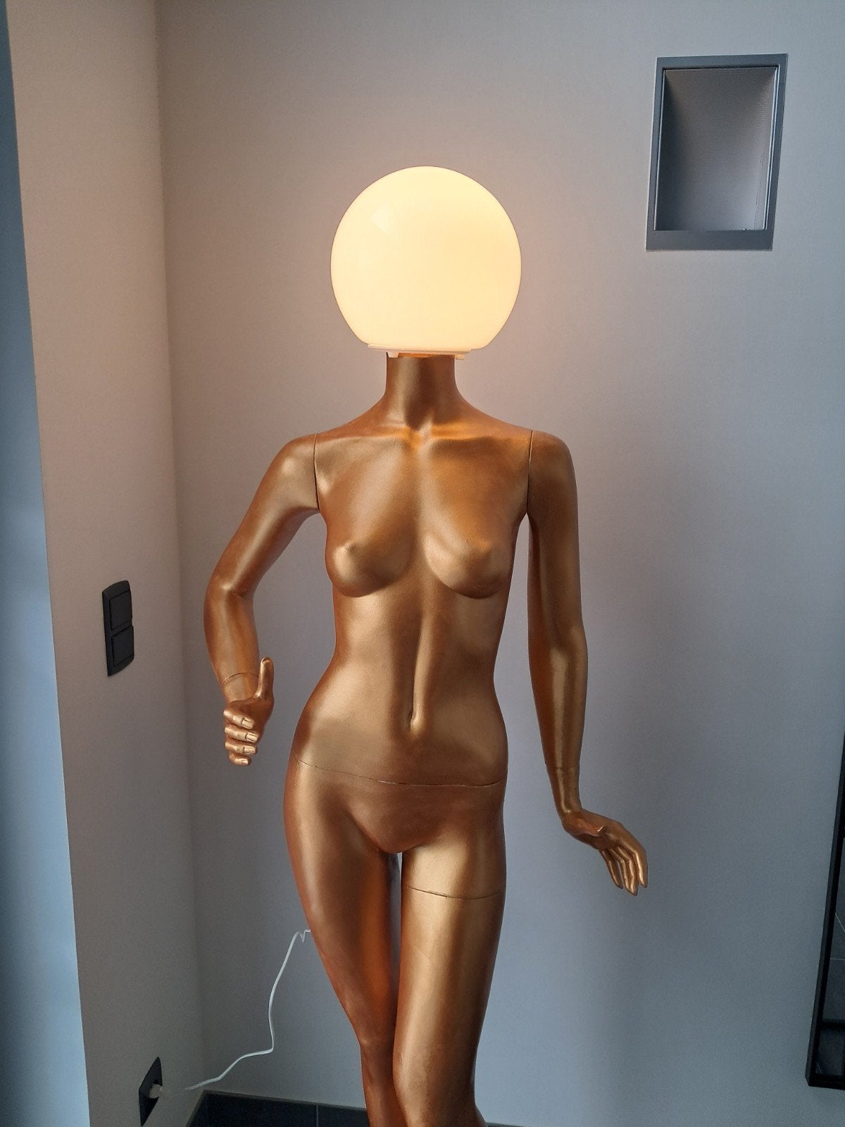 15x kunstzinnige etalagepoppen, torso's, paspop lamp, Ophalen of Verzenden