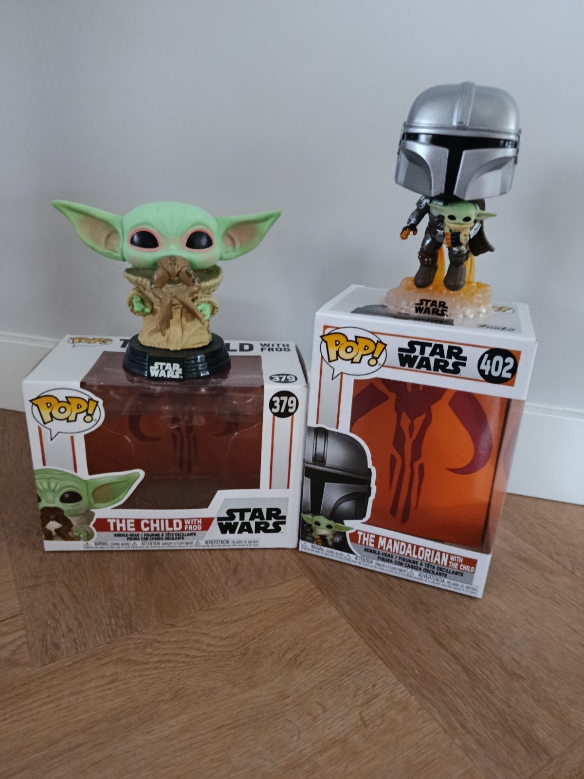 Mandalorian en grogu Funko pops 379 en 402, Verzamelen, Star Wars, Ophalen of Verzenden, Zo goed als nieuw, Actiefiguurtje