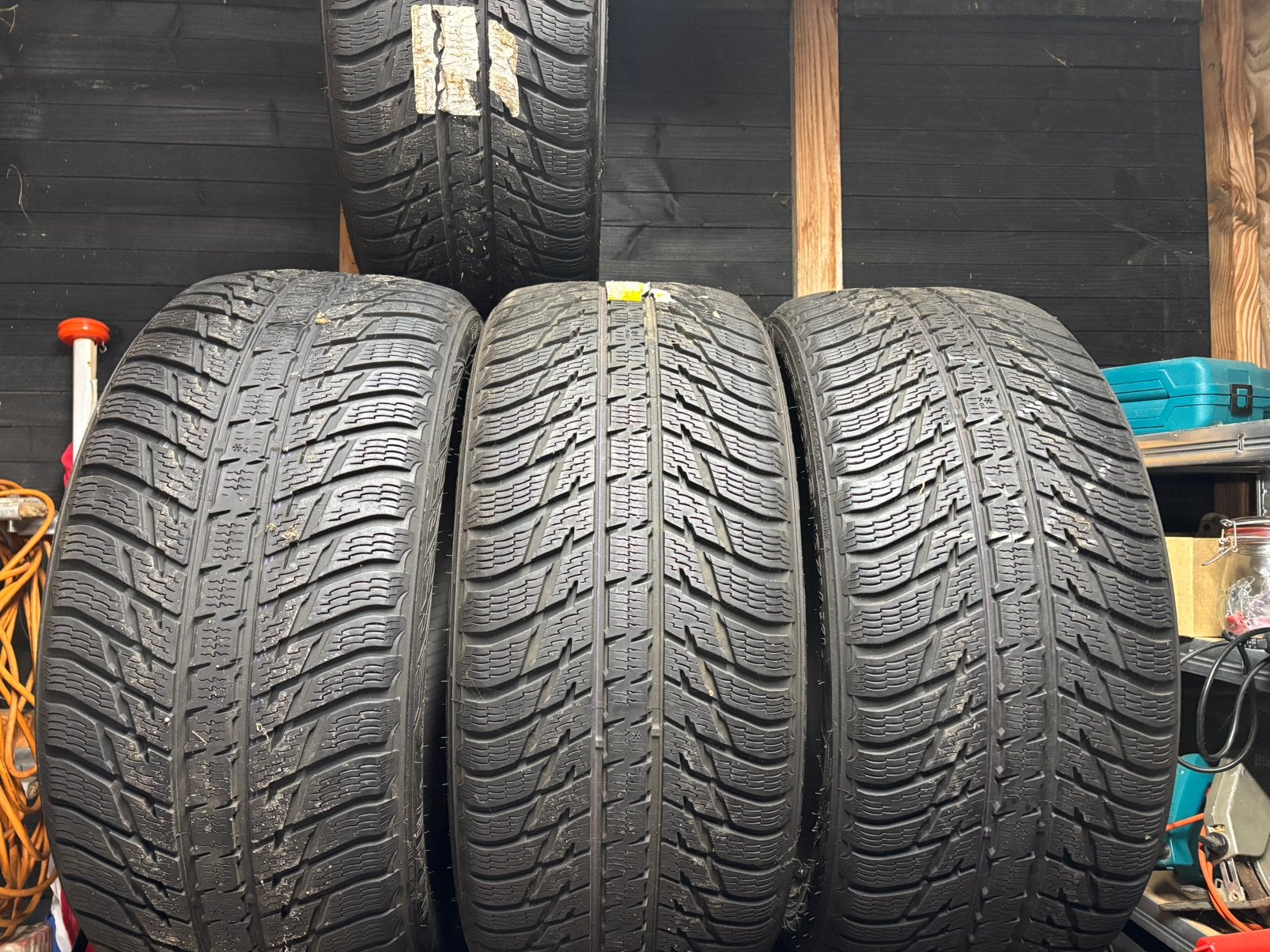 Nokian Winterbanden 275/40 R21 ( 4 stuks), Ophalen, Gebruikt, 275 mm, Band(en)
