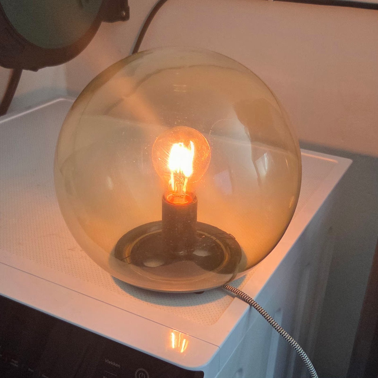 IKEA FADO tafellamp - Modern design met sfeervol licht, Ophalen, Oranje, IKEA, Glas