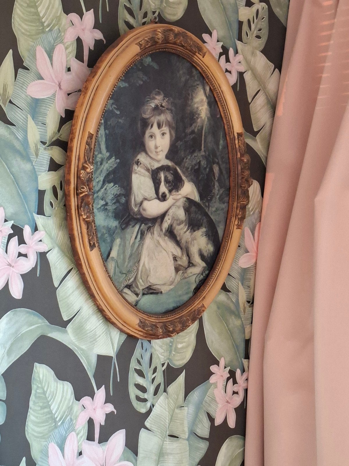 Ovaal schilderij van meisje met hond in klassieke stijl, Antiek en Kunst, Kunst | Schilderijen | Klassiek, Ophalen of Verzenden