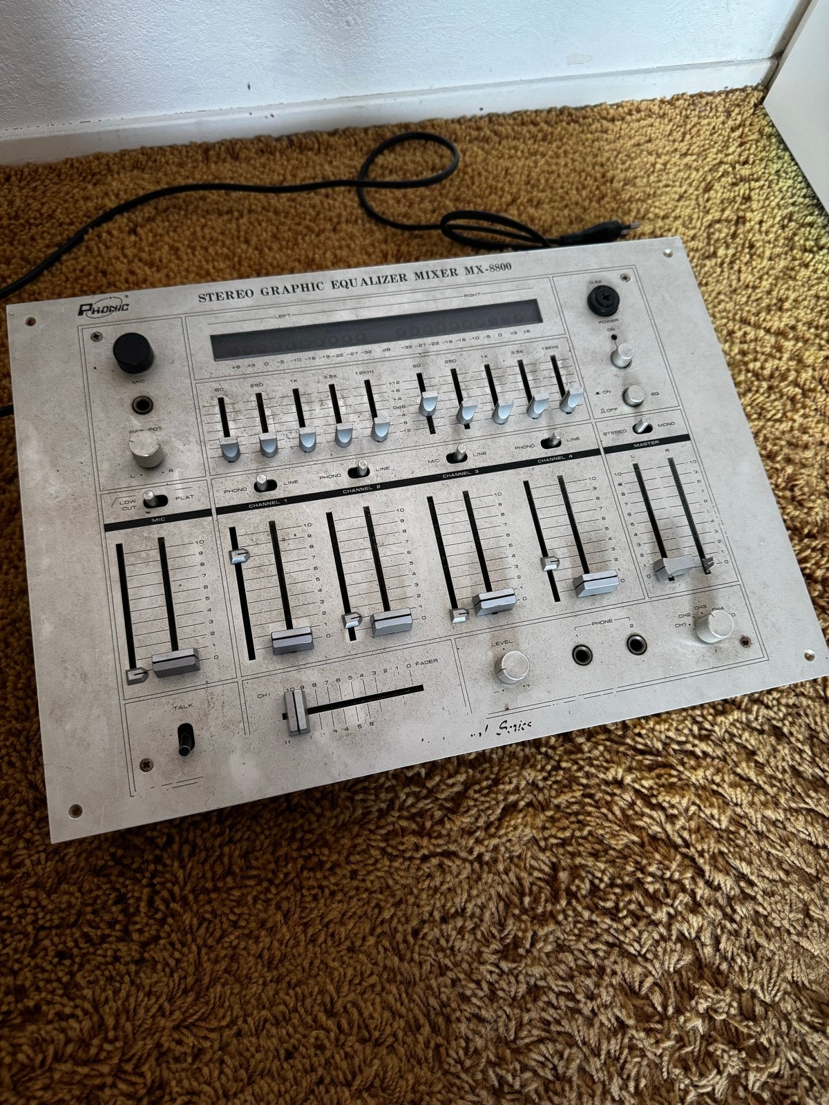 Phonic Stereo Graphic Equalizer Mixer MX-8800, Ophalen of Verzenden, Gebruikt, Minder dan 5 kanalen, Microfooningang