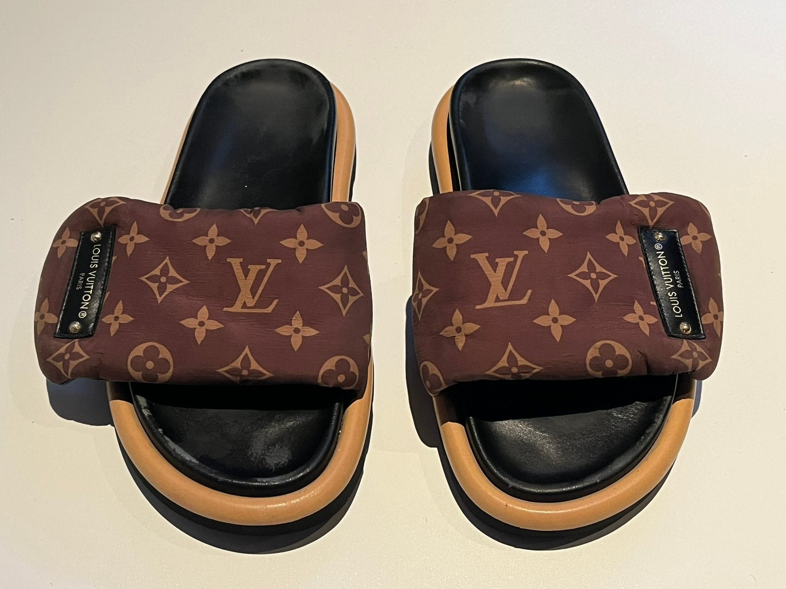 Louis vuitton slippers, Slippers, Bruin, Ophalen of Verzenden, Gedragen