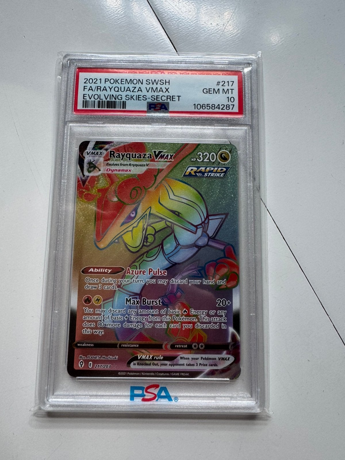 Rayquaza VMAX 217 PSA 10, Ophalen of Verzenden, Zo goed als nieuw