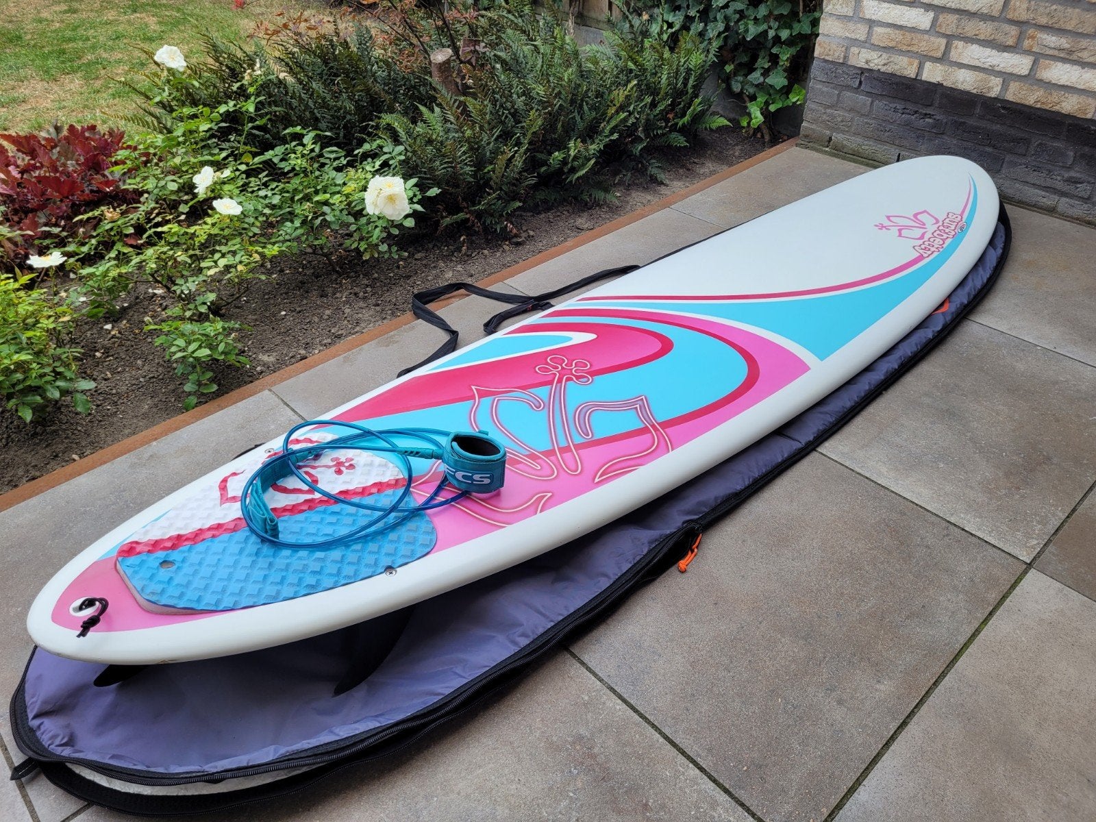 NSP Surfbetty 7'6" Funboard Surfplank met tas en leash, Watersport en Boten, Golfsurfen, Ophalen of Verzenden, Gebruikt, Funboard