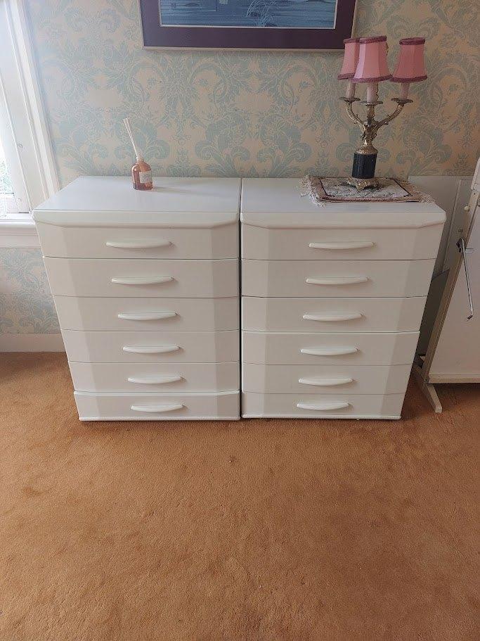 Twee luxe ladenkasten gratis, Huis en Inrichting, Kasten | Ladekasten, Ophalen, Gebruikt, 50 tot 100 cm, Minder dan 100 cm