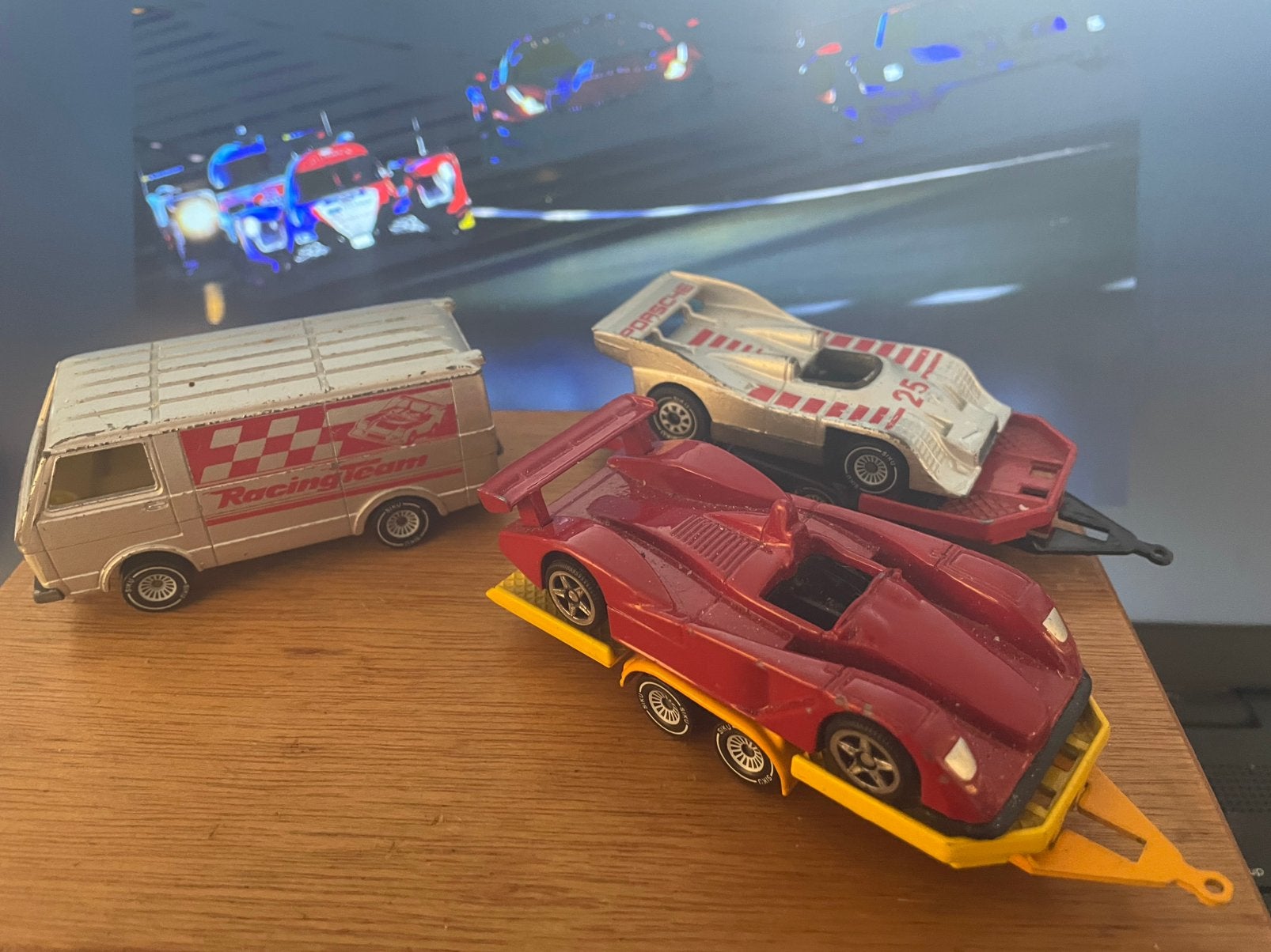 Siku Race Team VW LT28 Porsche 917 & extra Racer, Ophalen of Verzenden, Gebruikt, Auto