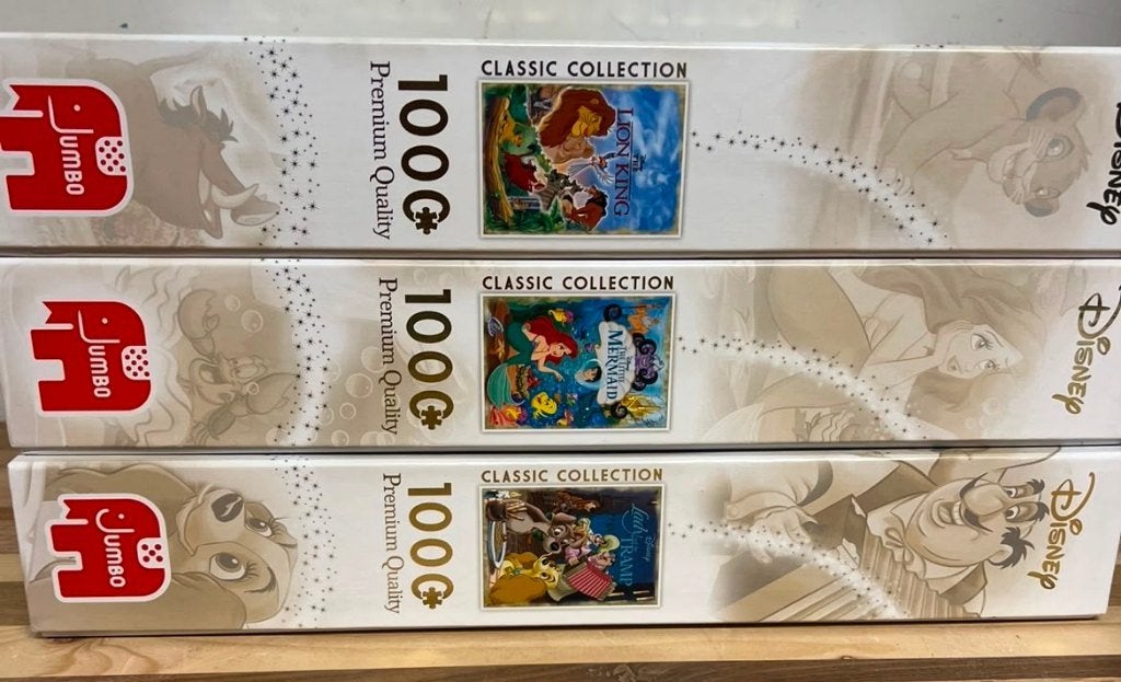3 Disney Classic collection puzzels 1000 stukjes, Hobby en Vrije tijd, Denksport en Puzzels, Zo goed als nieuw, 500 t/m 1500 stukjes