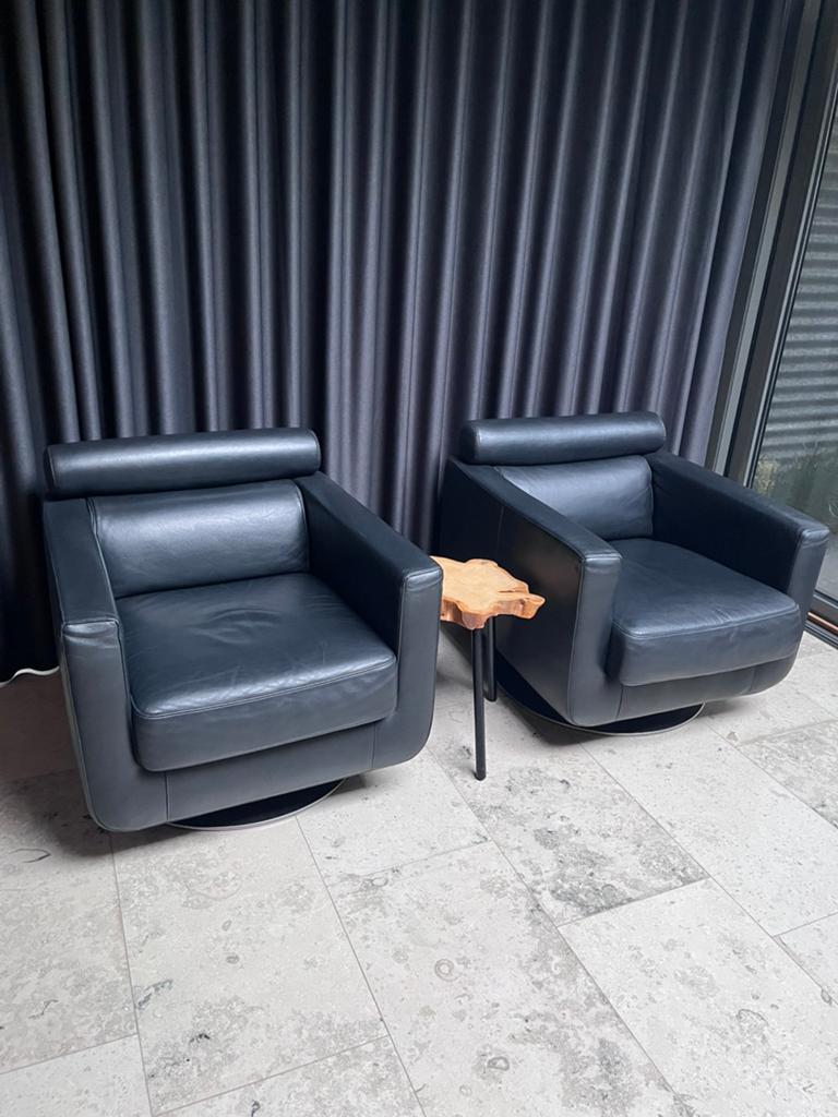 2 x Fauteuil draaibaar merk Natuzzi, Ophalen, Gebruikt, 50 tot 75 cm, Leer