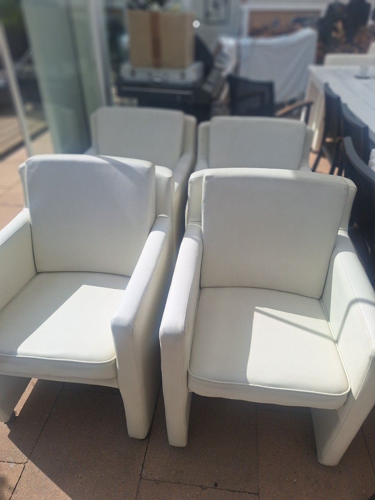 4 Crème Fauteuils op Wieltjes - Skai, Ophalen, Gebruikt, Overige materialen