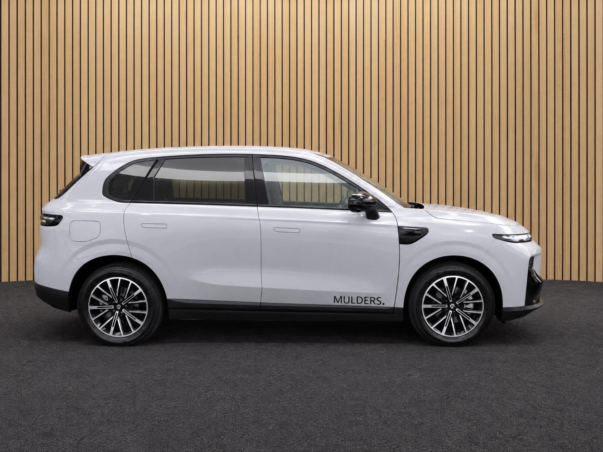 Leapmotor B10 Design Hybrid EV 18.8 kWh Direct leverbaar, Auto's, 12 maanden, Achterwielaandrijving, Gebruikt, 4 cilinders