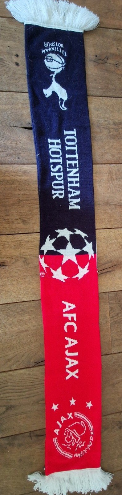 Ajax vs Tottenham Champions League Sjaal 2019, Verzamelen, Sportartikelen en Voetbal, Ophalen of Verzenden, Zo goed als nieuw