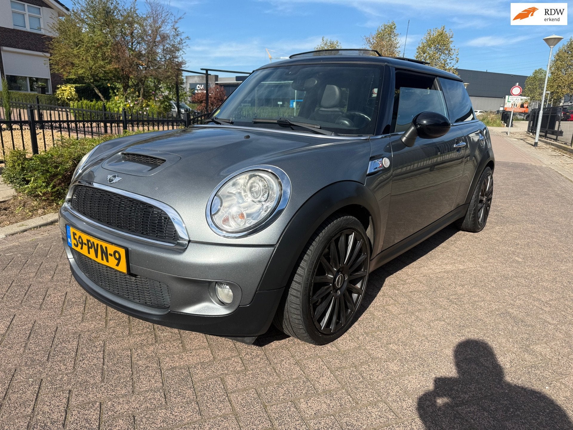 Mini 3-Deurs 1.6 Cooper S *NETJES* PANO*, Voorwielaandrijving, Gebruikt, 4 stoelen, 49 €/maand