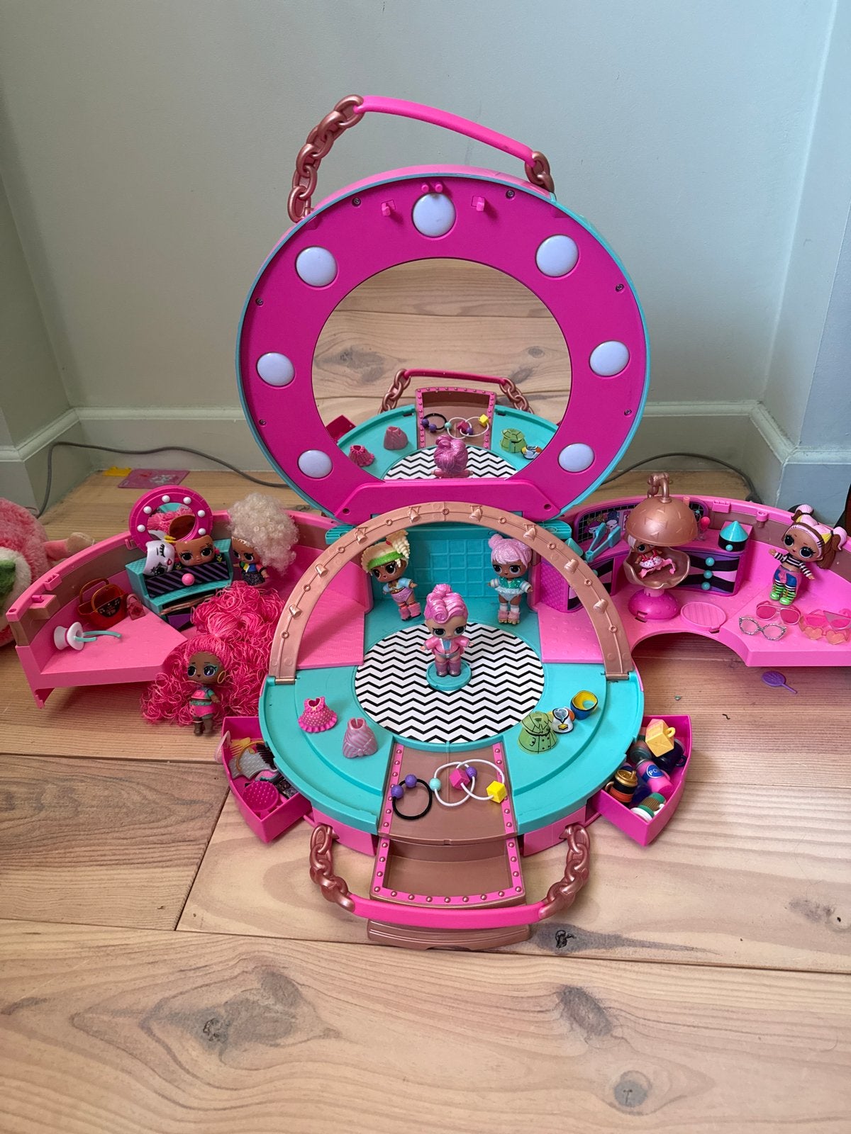 LOL Surprise! speelkoffer met poppen en accessoires, Ophalen, Gebruikt, Overige typen