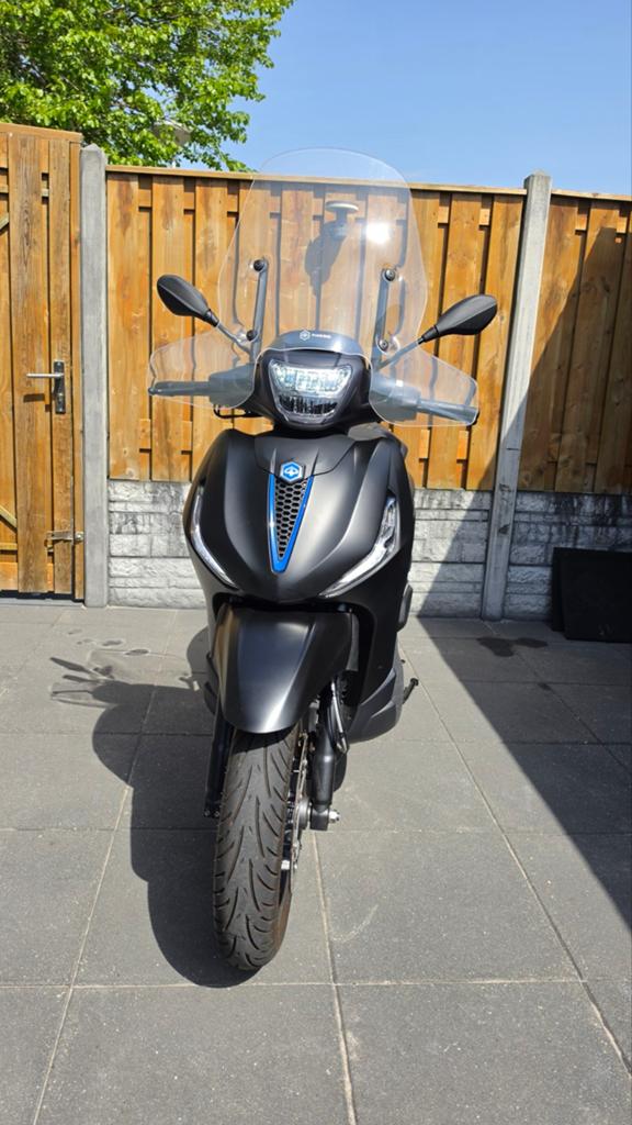 Beverly S 400 HPE - 2025, Ophalen, Overige modellen, Zo goed als nieuw, Benzine