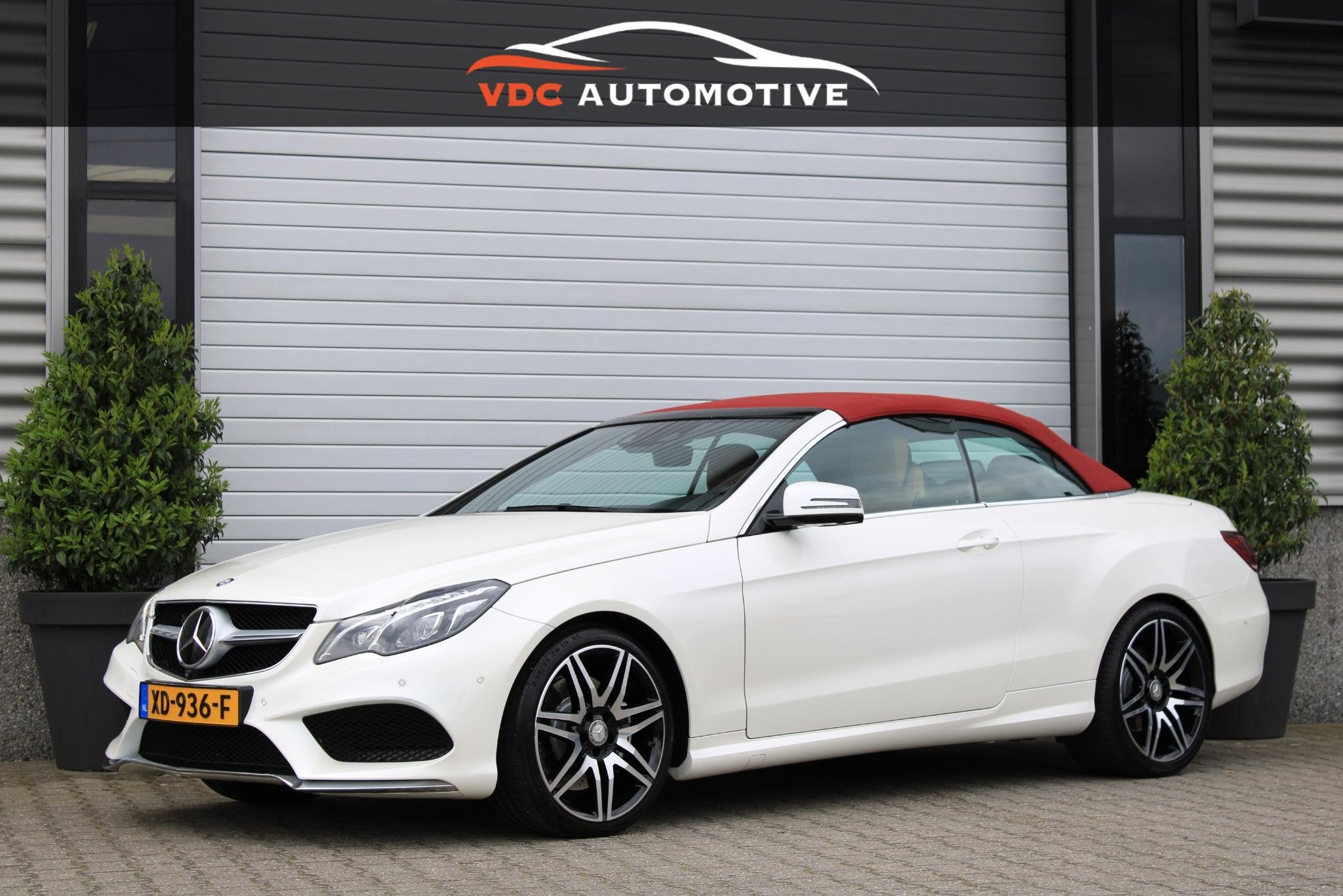 Mercedes-Benz E-Klasse Cabrio 400 AMG Bruin Leder | HarmanKa, Auto's, Achterwielaandrijving, Euro 6, Cabriolet, 4 stoelen