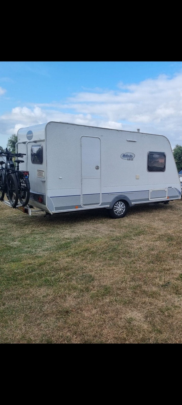Caravelair Antares Luxe 400 - Compacte en complete caravan, Caravans en Kamperen, Caravans, Vast bed, Luifel, Treinzit, 750 - 1000 kg