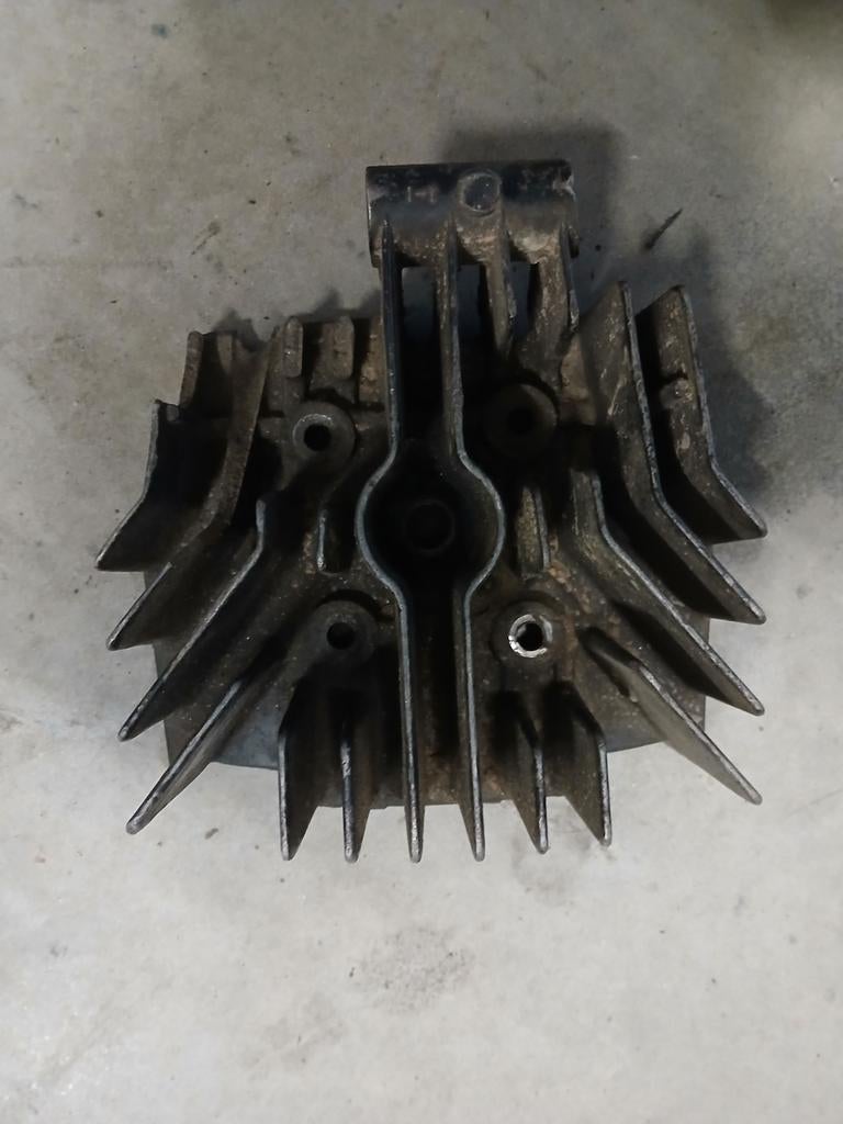 Honda hm 166s mb/mt/mtx 50cc cilinderkop met schade, Ophalen of Verzenden, Gebruikt, Cilinder, Overige merken